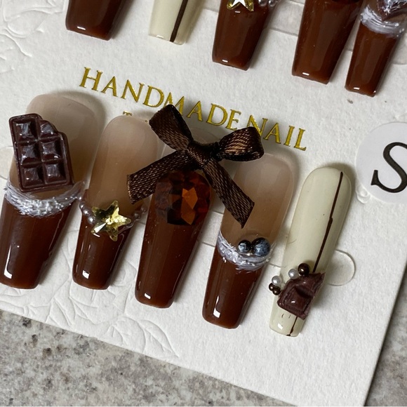 Handmade Chocolate-Themed Nail Set - Picture 2 of 6